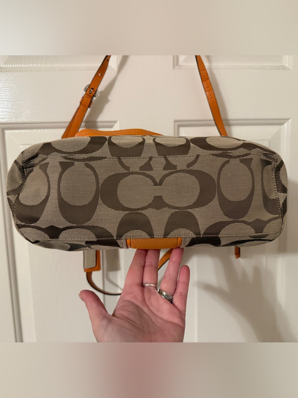 NWT Coach Signature Stripe Pocket Tote in Khaki and Orange Spice - Picture 5 of 9